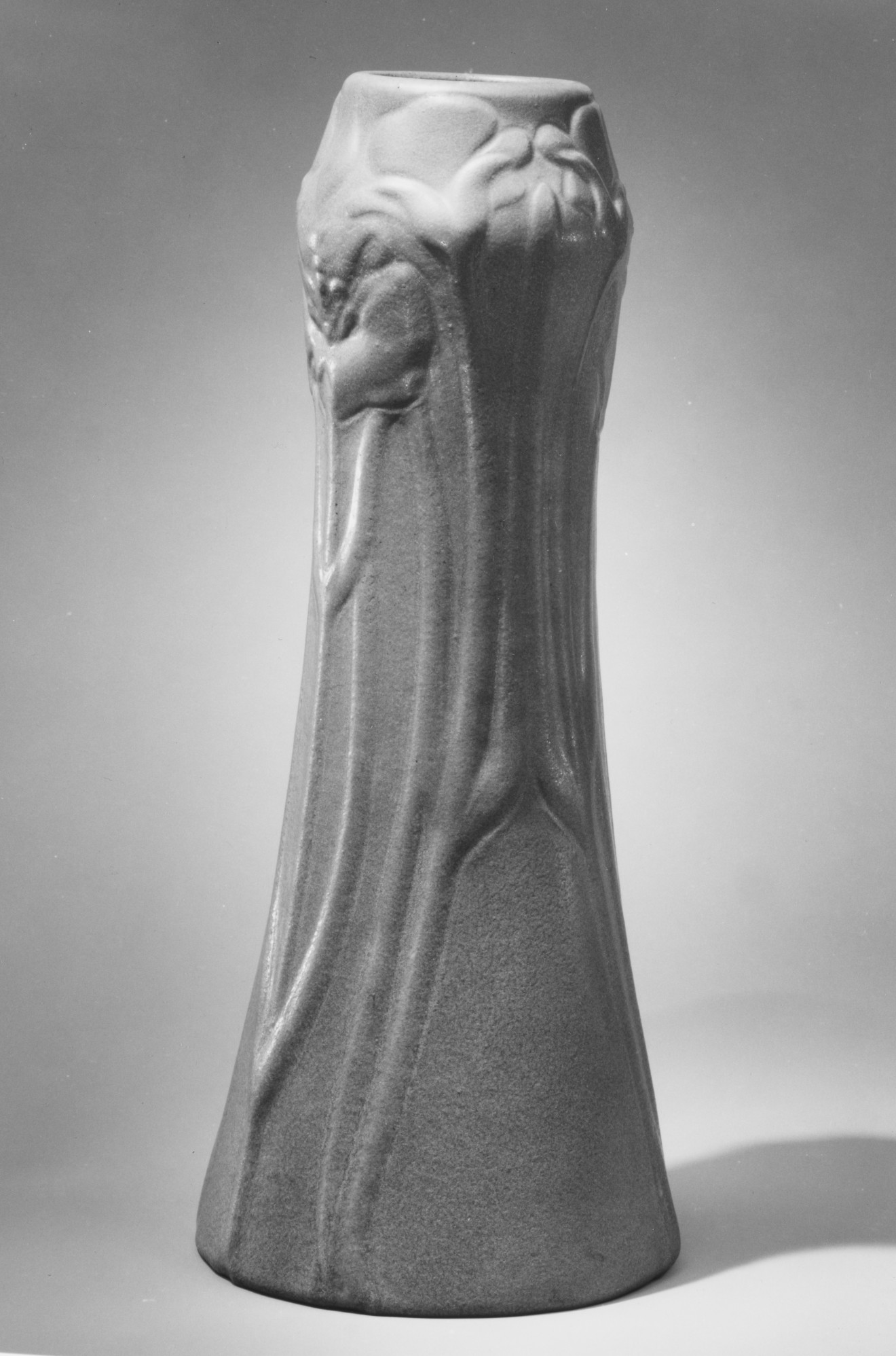Van Briggle small vase with organic Art Nouveau relief, circa 1906, Metropolitan Museum of Art