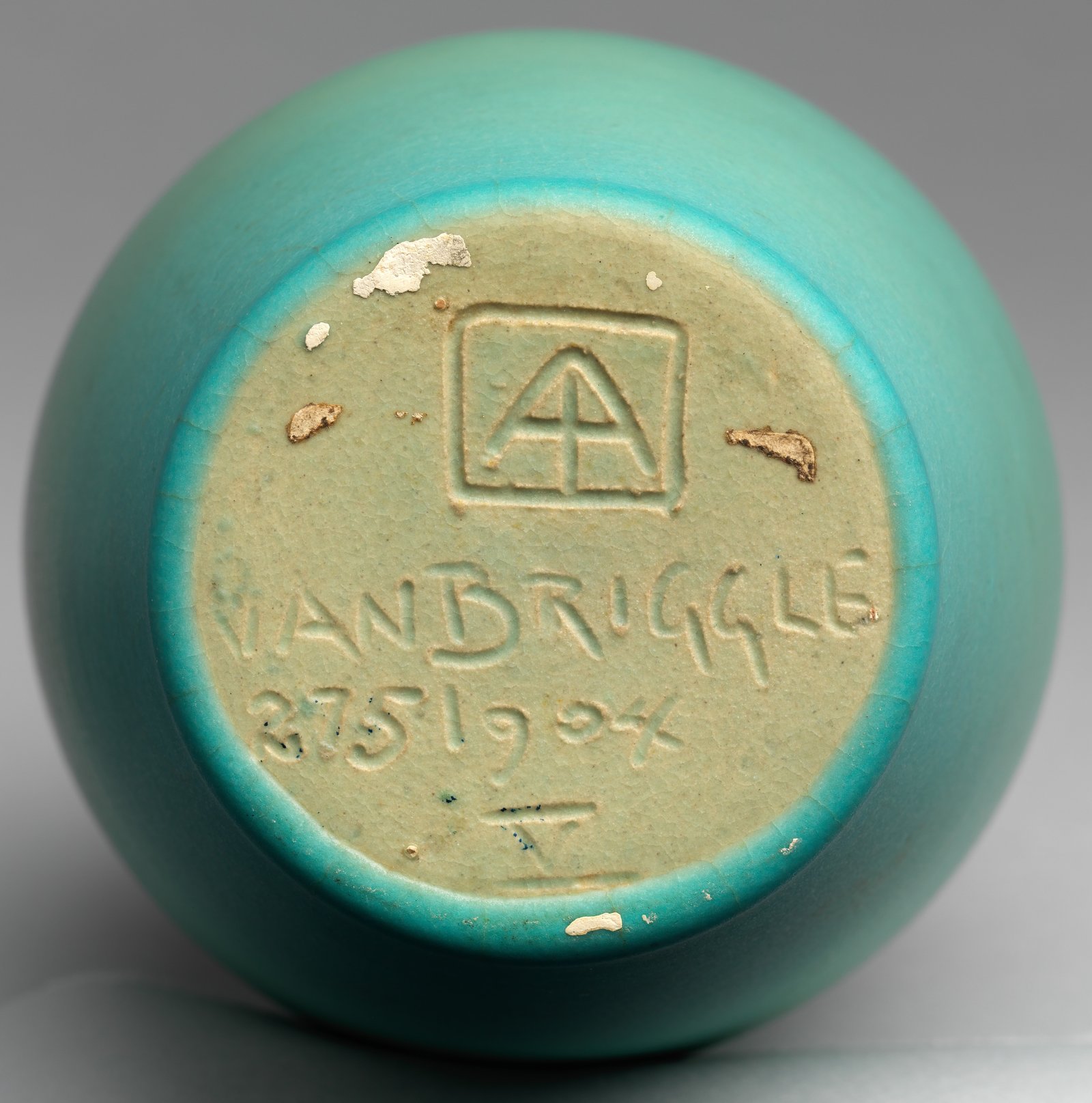 Mistletoe Vase (side view)